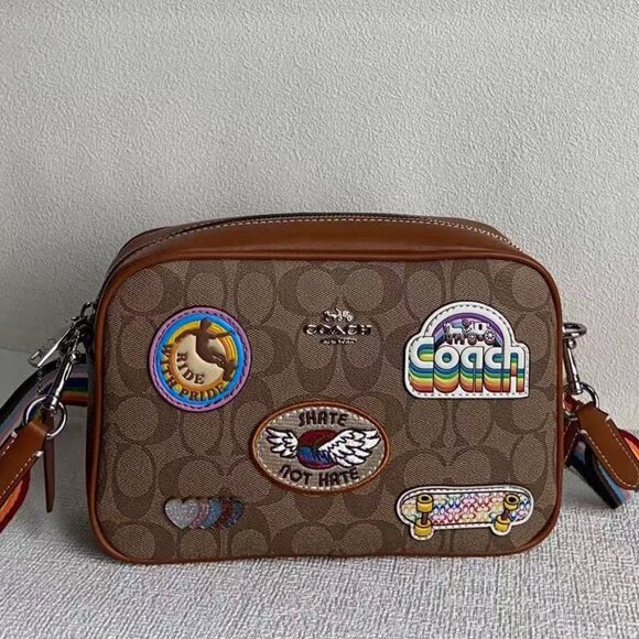 Coach men's crossbody bag Size ：25*16* 9cm - Picture 2 of 8